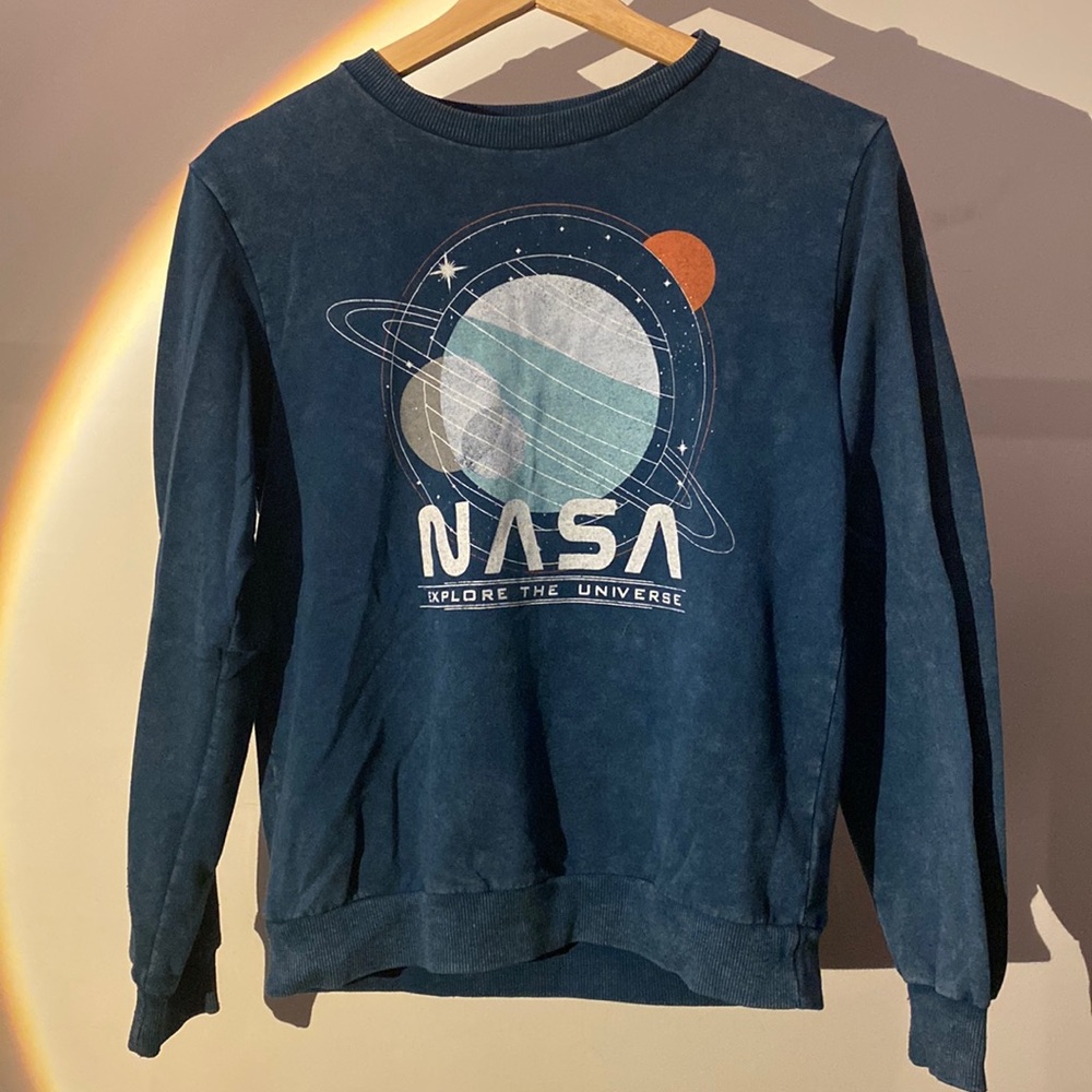 nasa graphic crew sweatshirt
